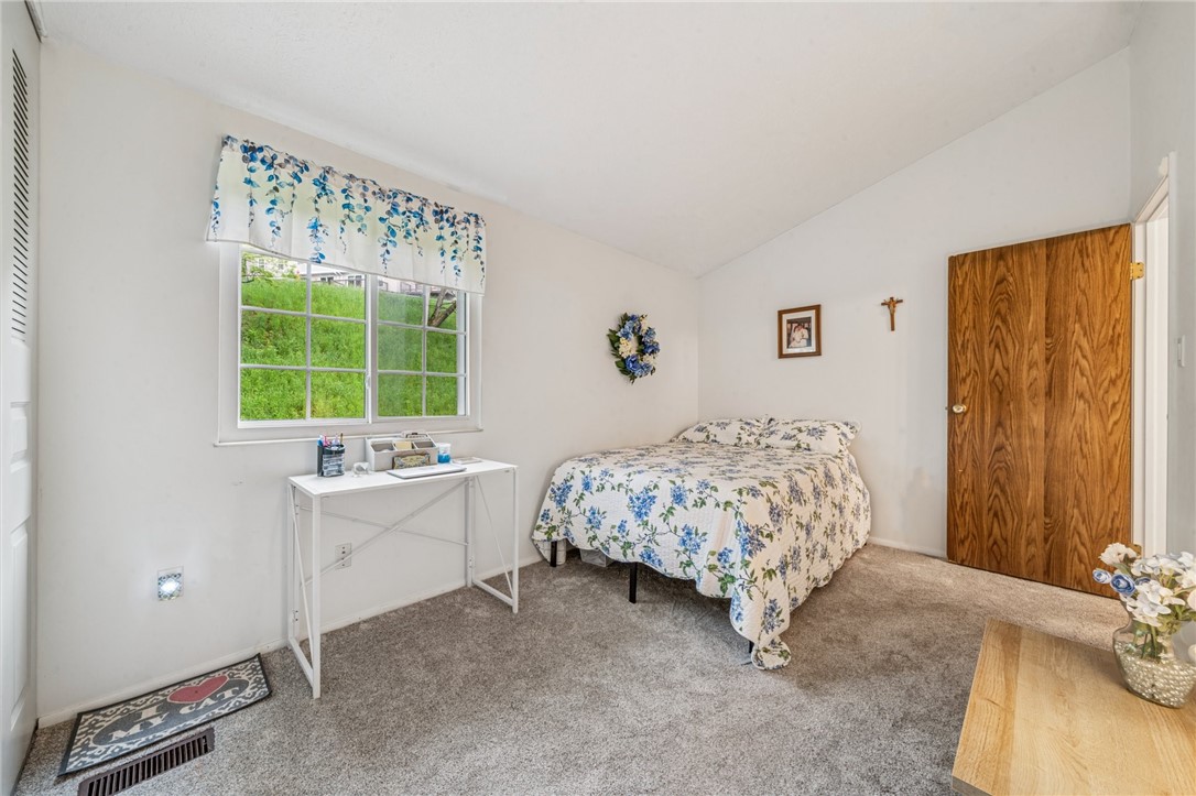 226 Green Ct