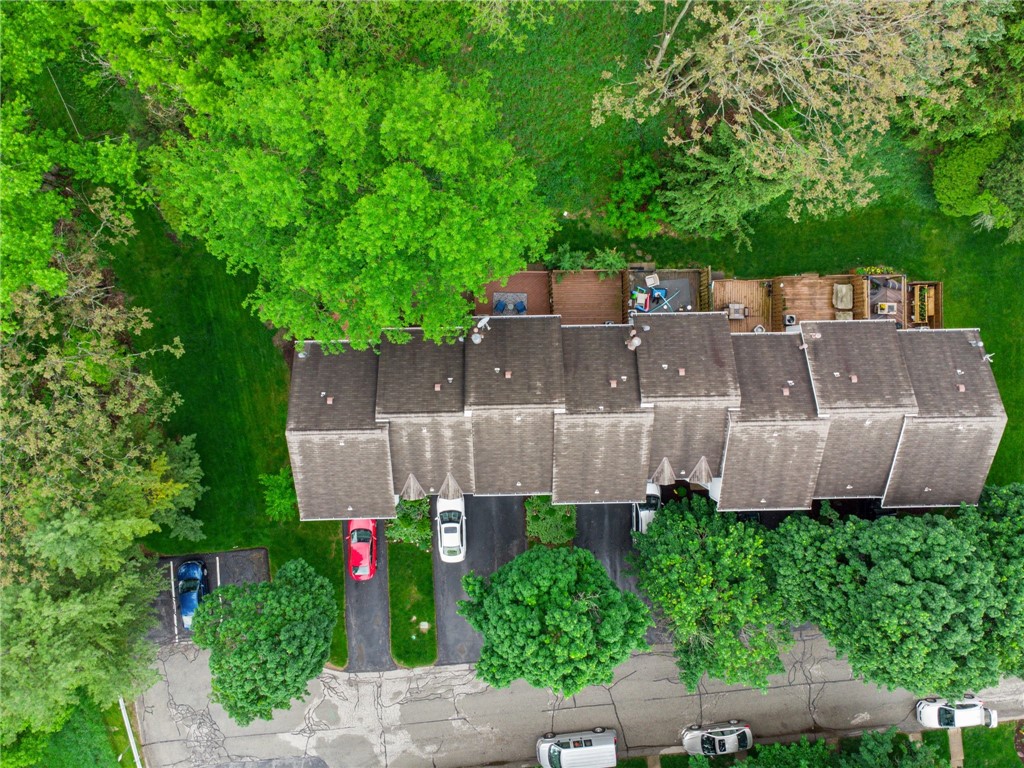 226 Green Ct