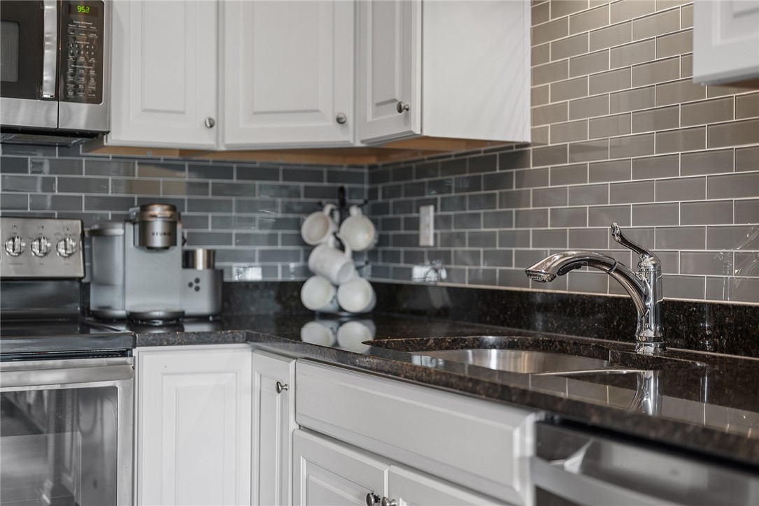 5250 Lantern Hill Extension