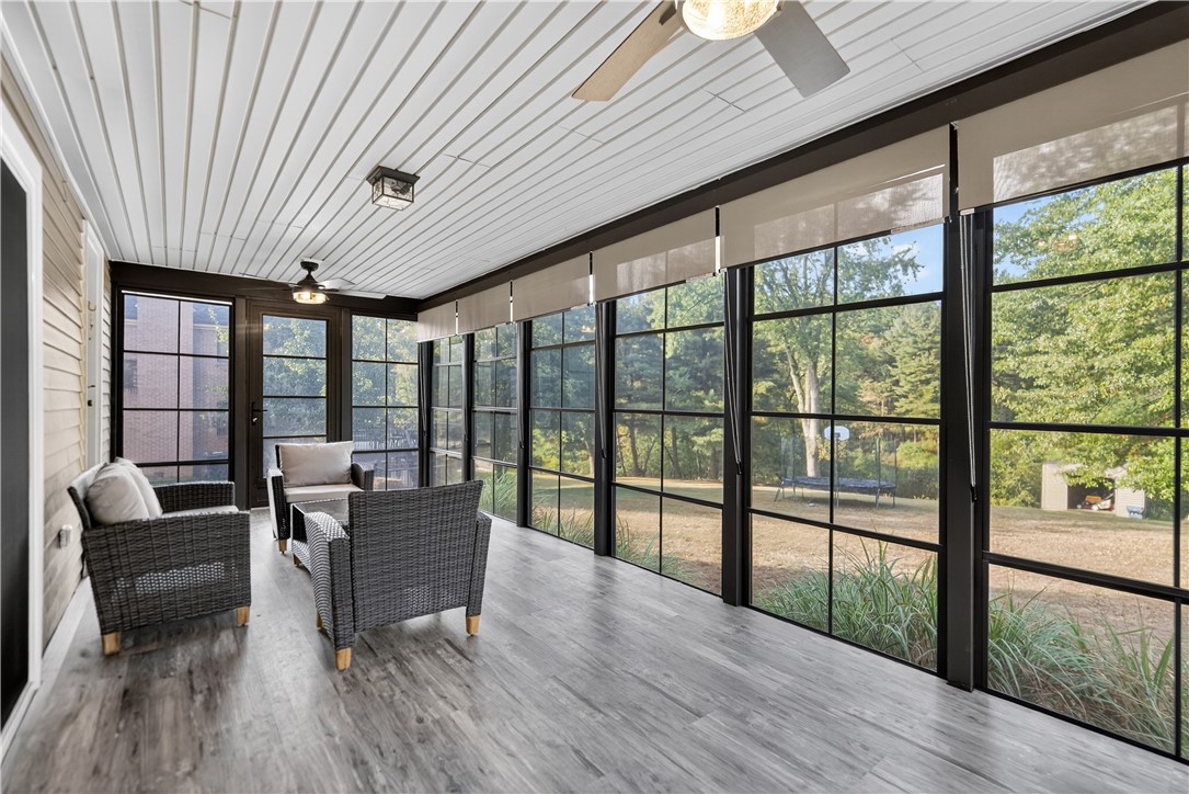 10107 Deer View Point