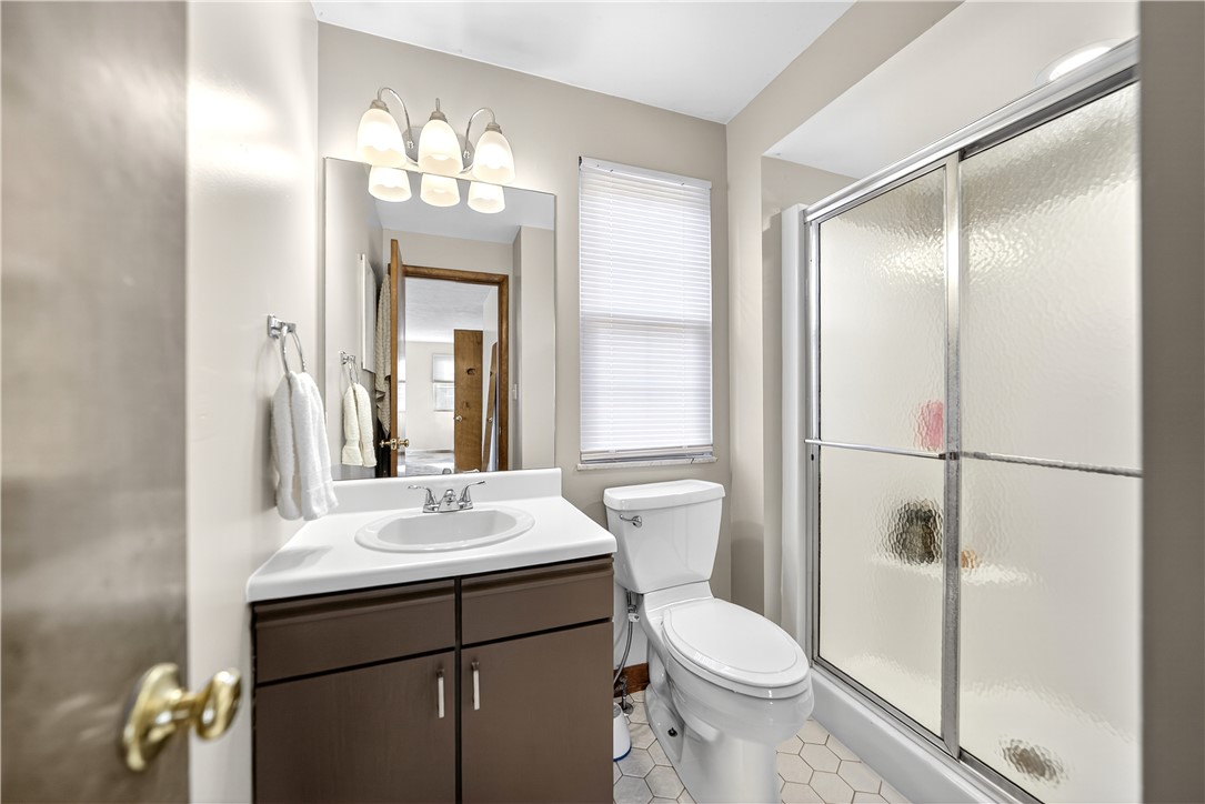 10107 Deer View Point