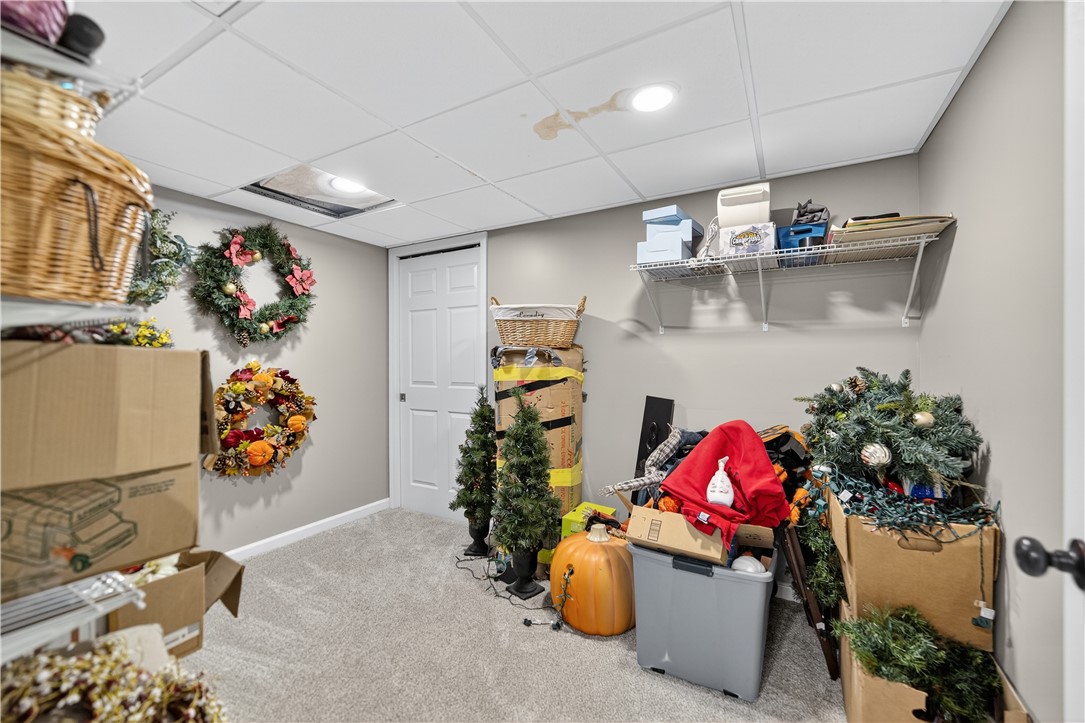 10107 Deer View Point