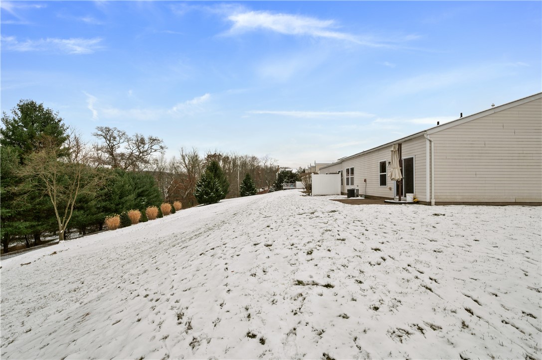 608 Whispering Pines Dr