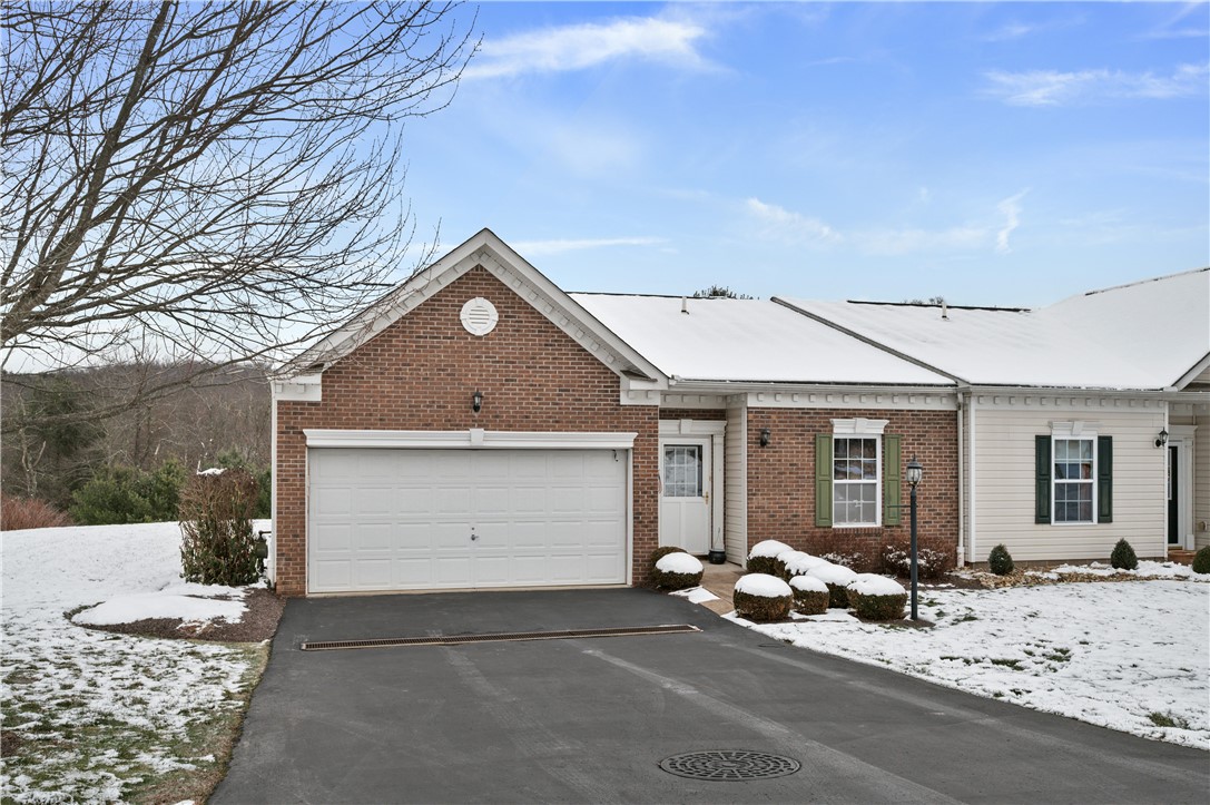 608 Whispering Pines Dr