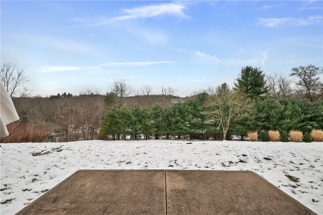 608 Whispering Pines Dr