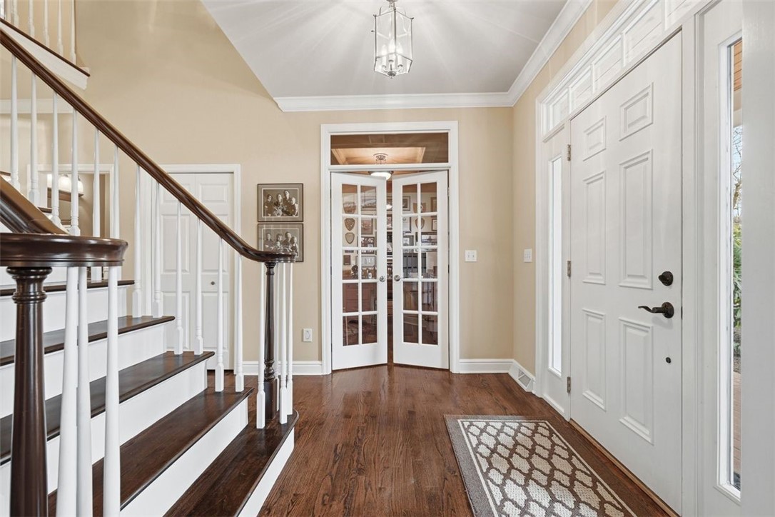 121 Drake Drive