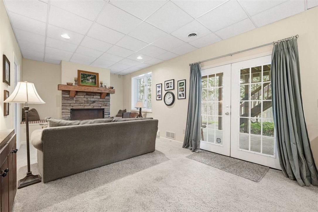 121 Drake Drive