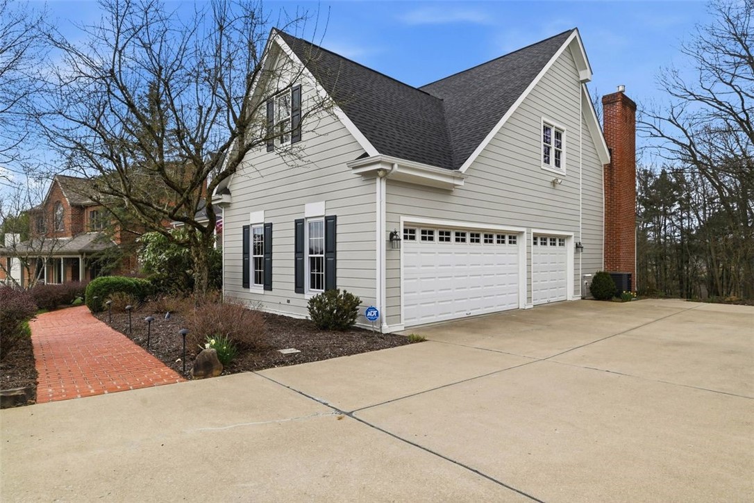121 Drake Drive