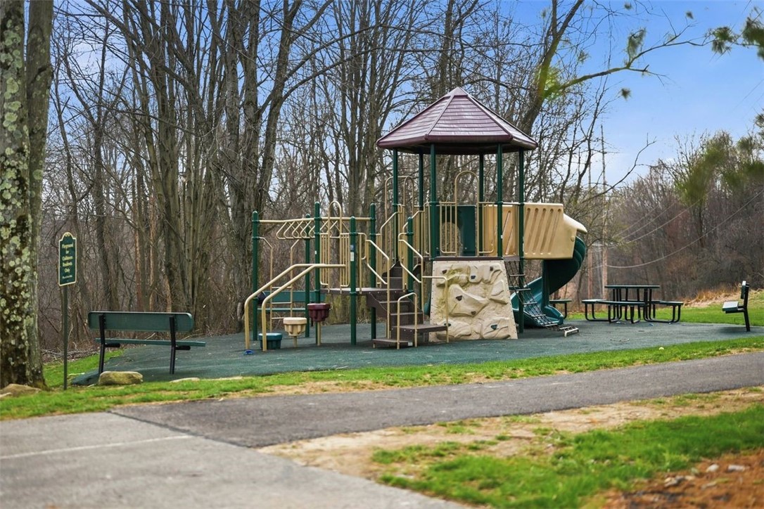 121 Drake Drive