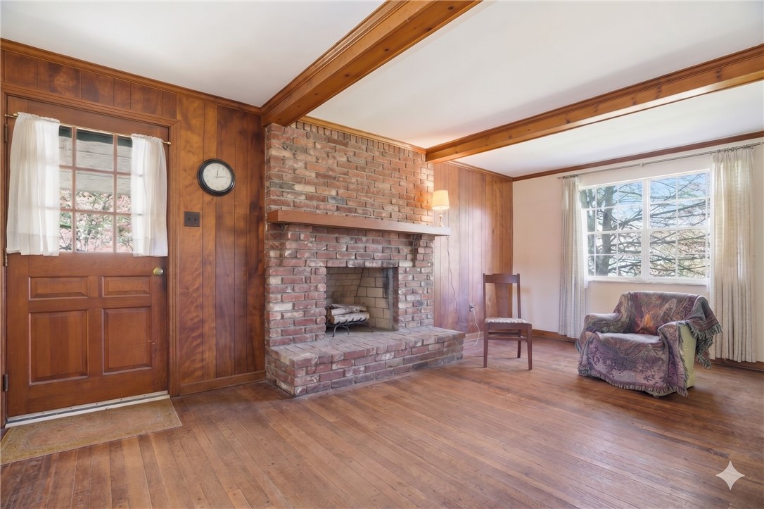 108 Oxbridge Dr