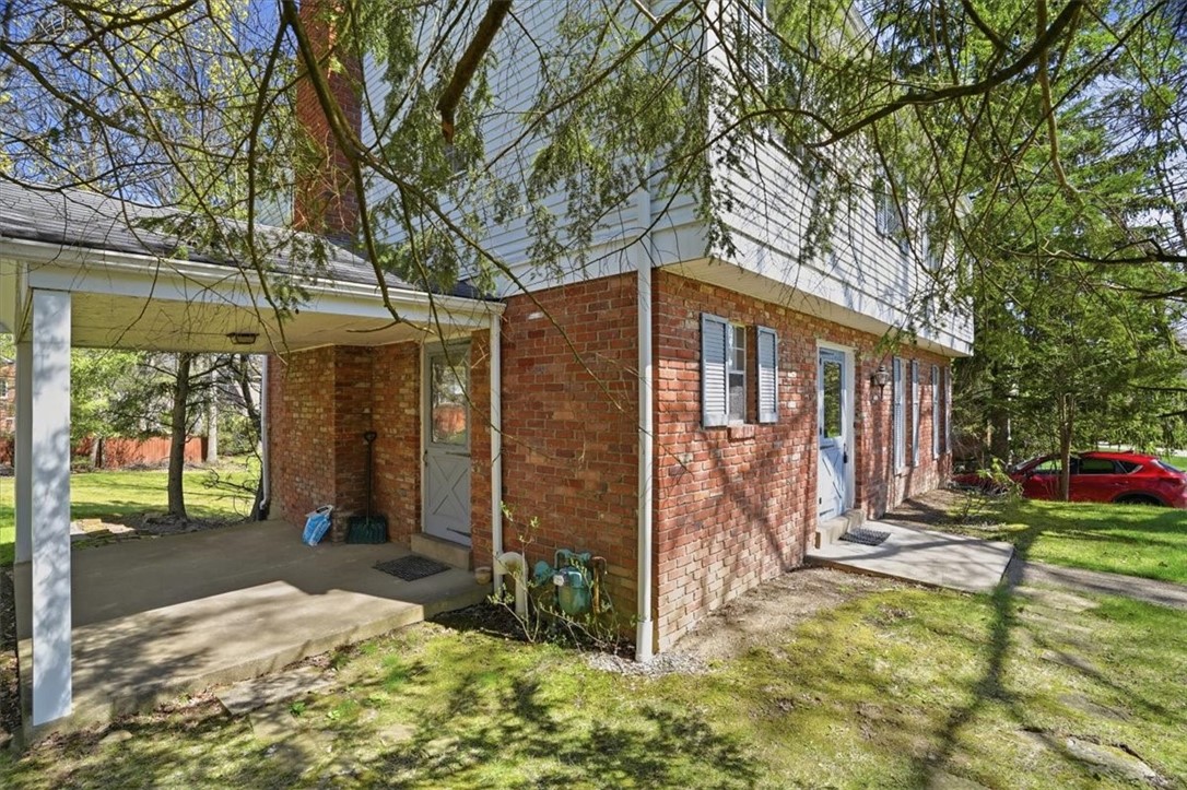 108 Oxbridge Dr