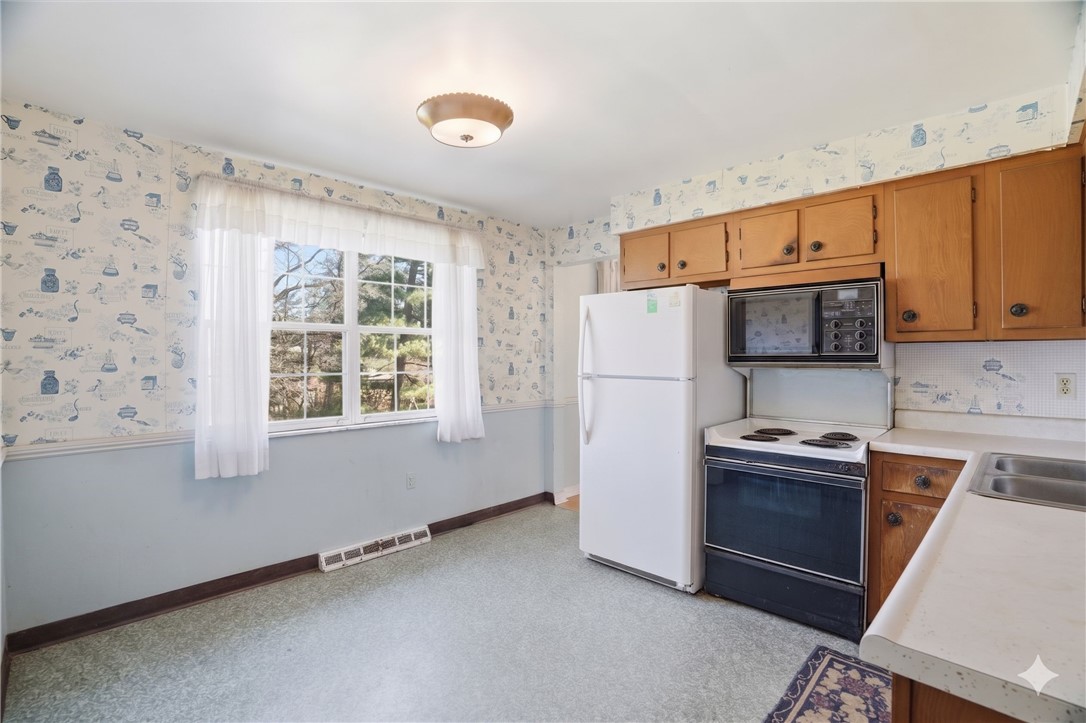 108 Oxbridge Dr