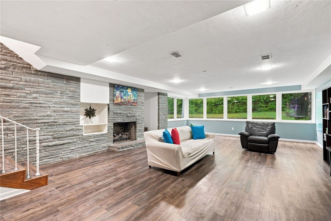 101 Tomahawk Drive