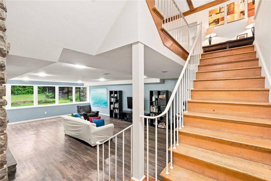 101 Tomahawk Drive