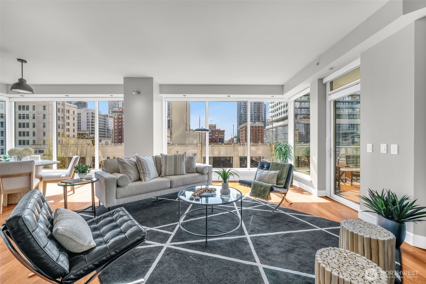 1920 4th Avenue Unit: 602