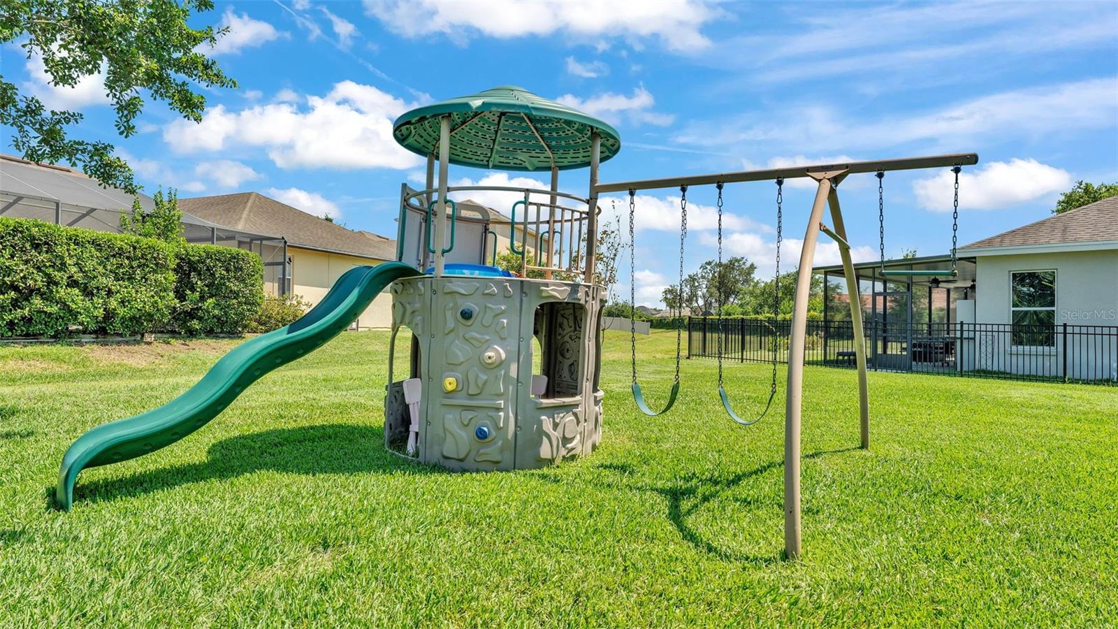 1215 EVERGREEN PARK CIR