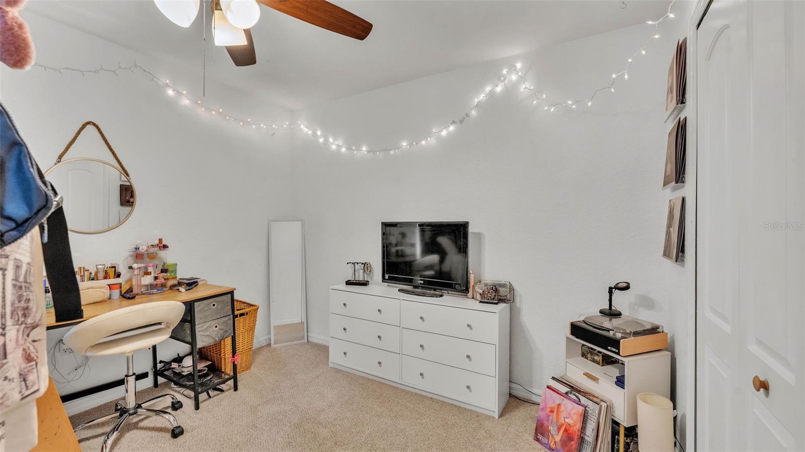 1215 EVERGREEN PARK CIR