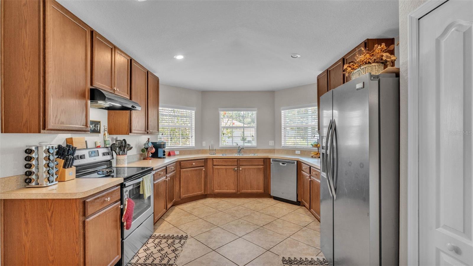 1215 EVERGREEN PARK CIR