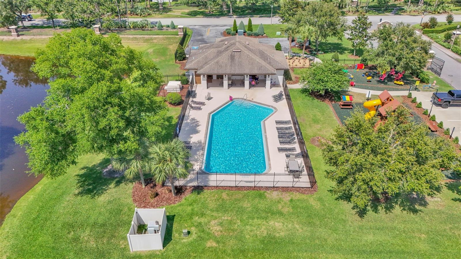 1215 EVERGREEN PARK CIR