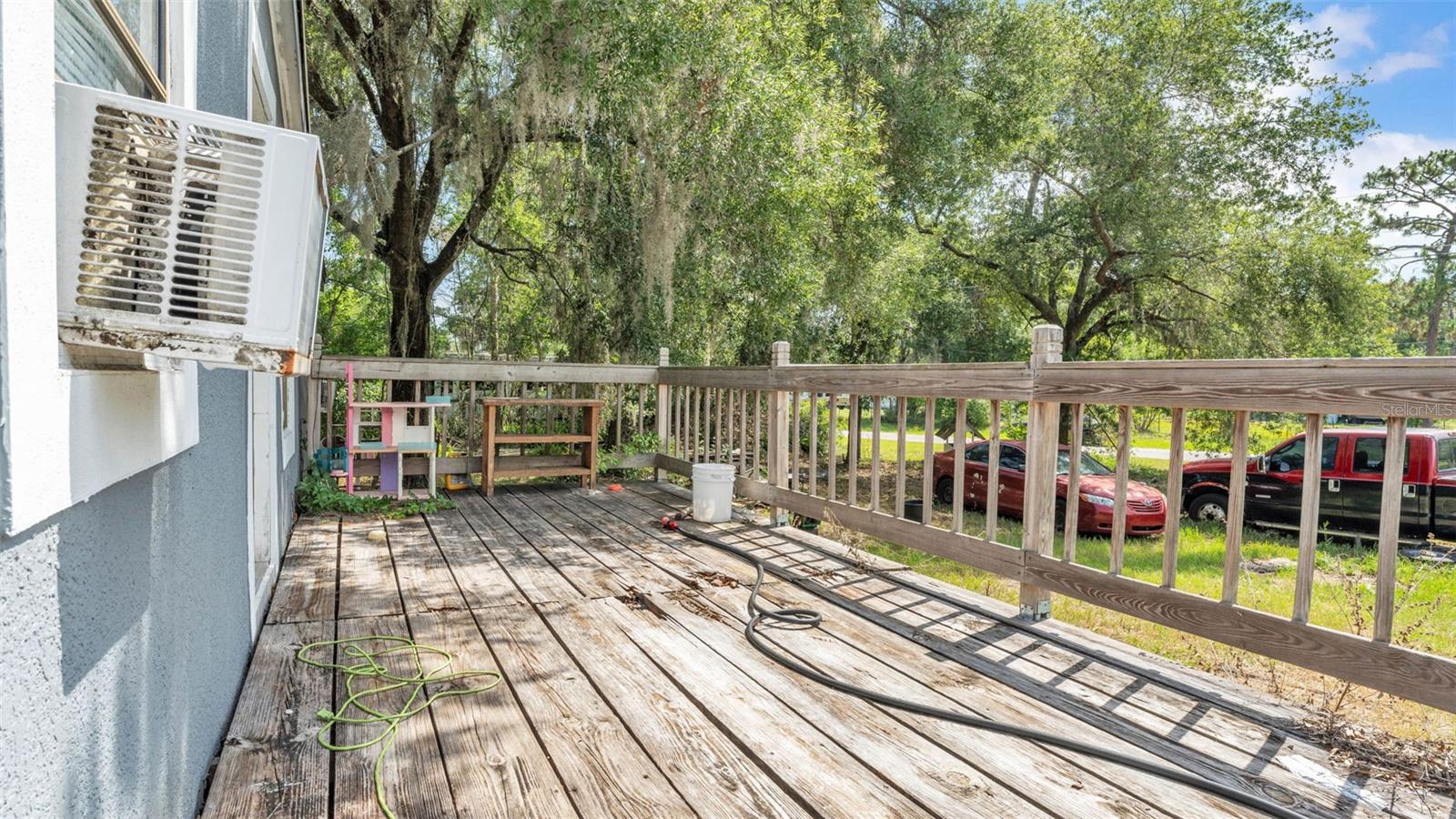10512 SMOKIE CREEK LN
