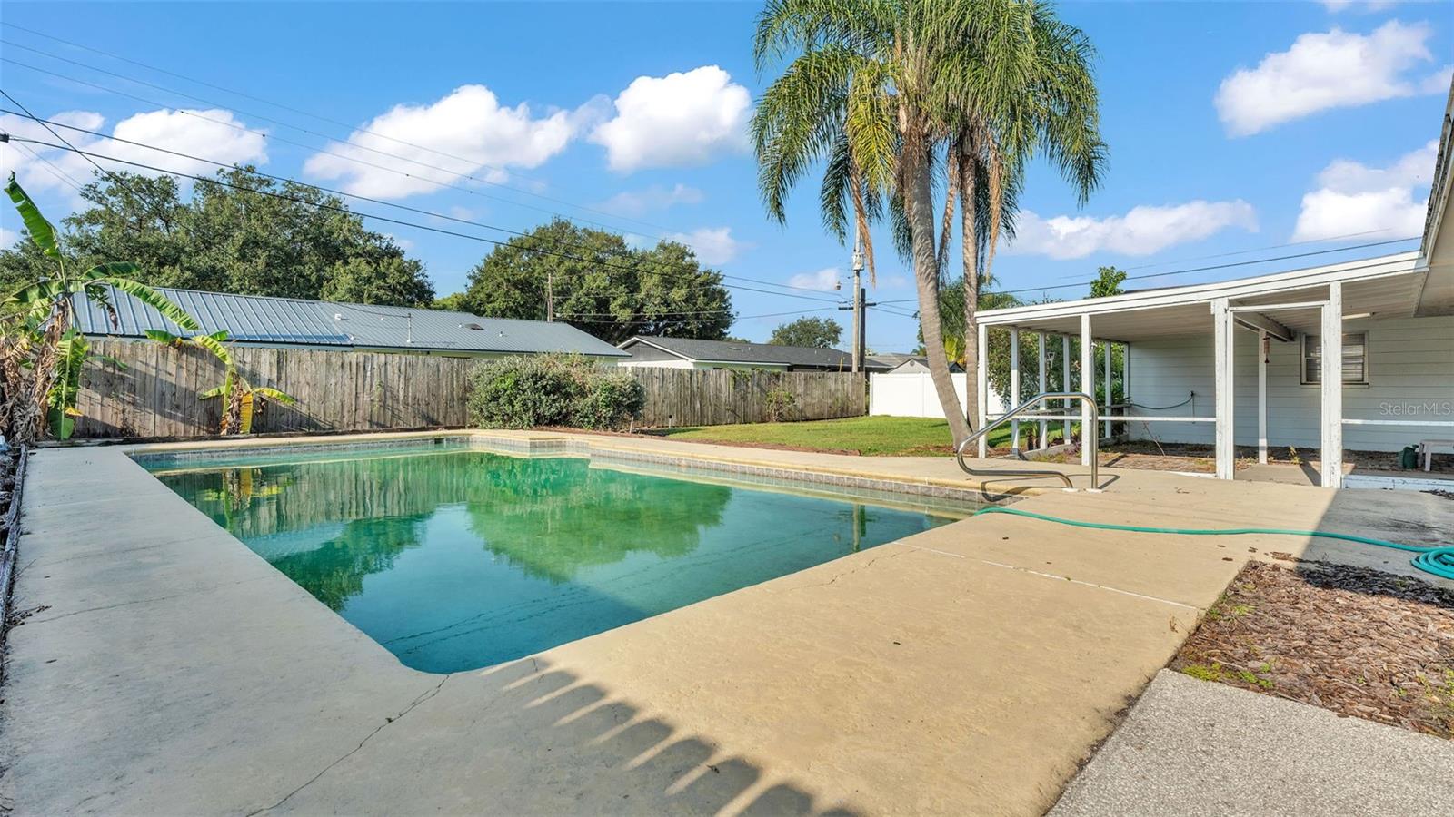 315 HAWICK LN