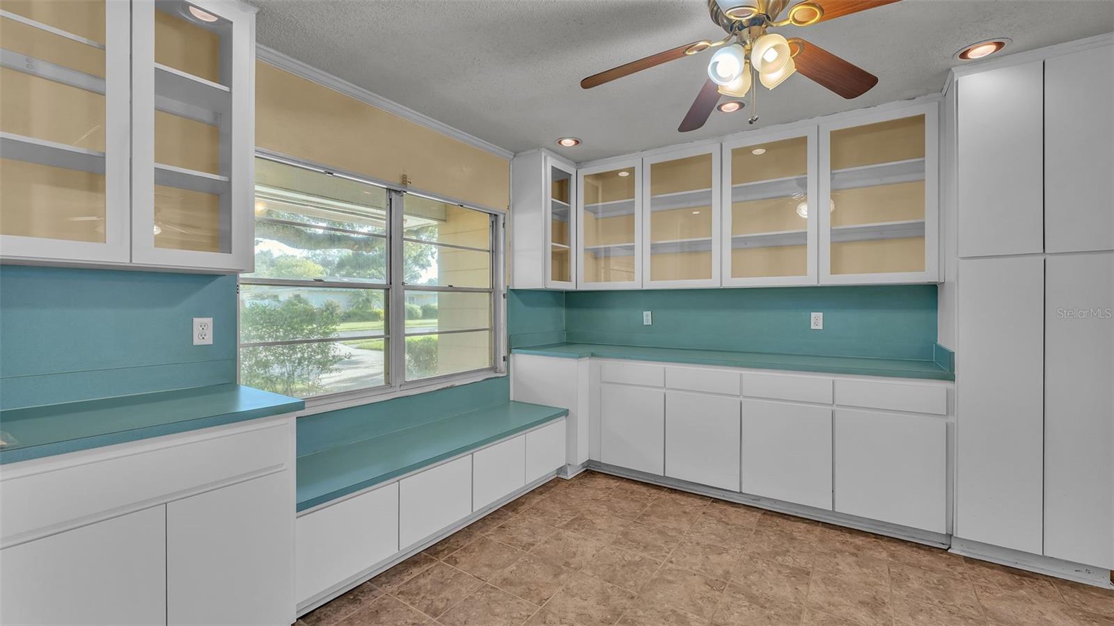 315 HAWICK LN