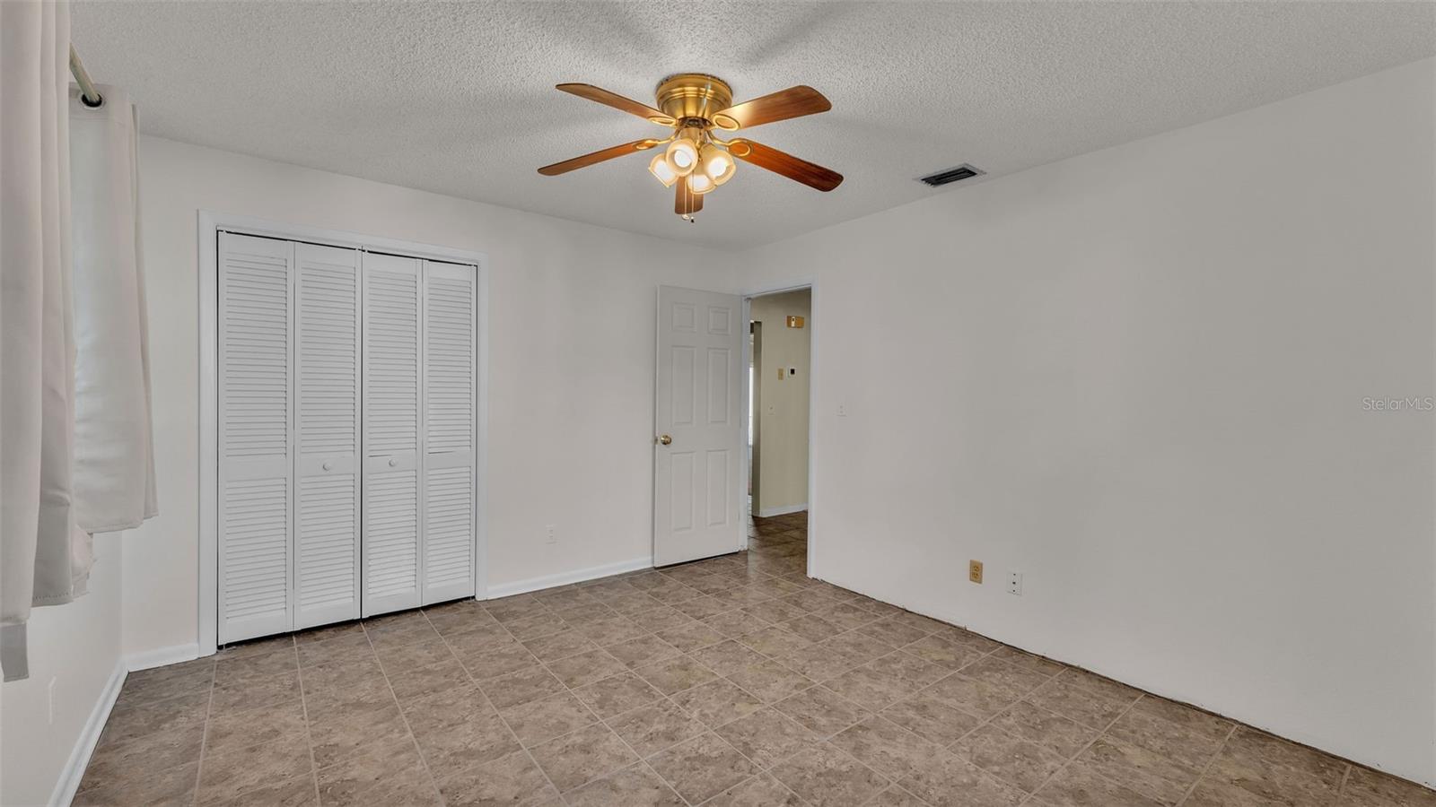 315 HAWICK LN