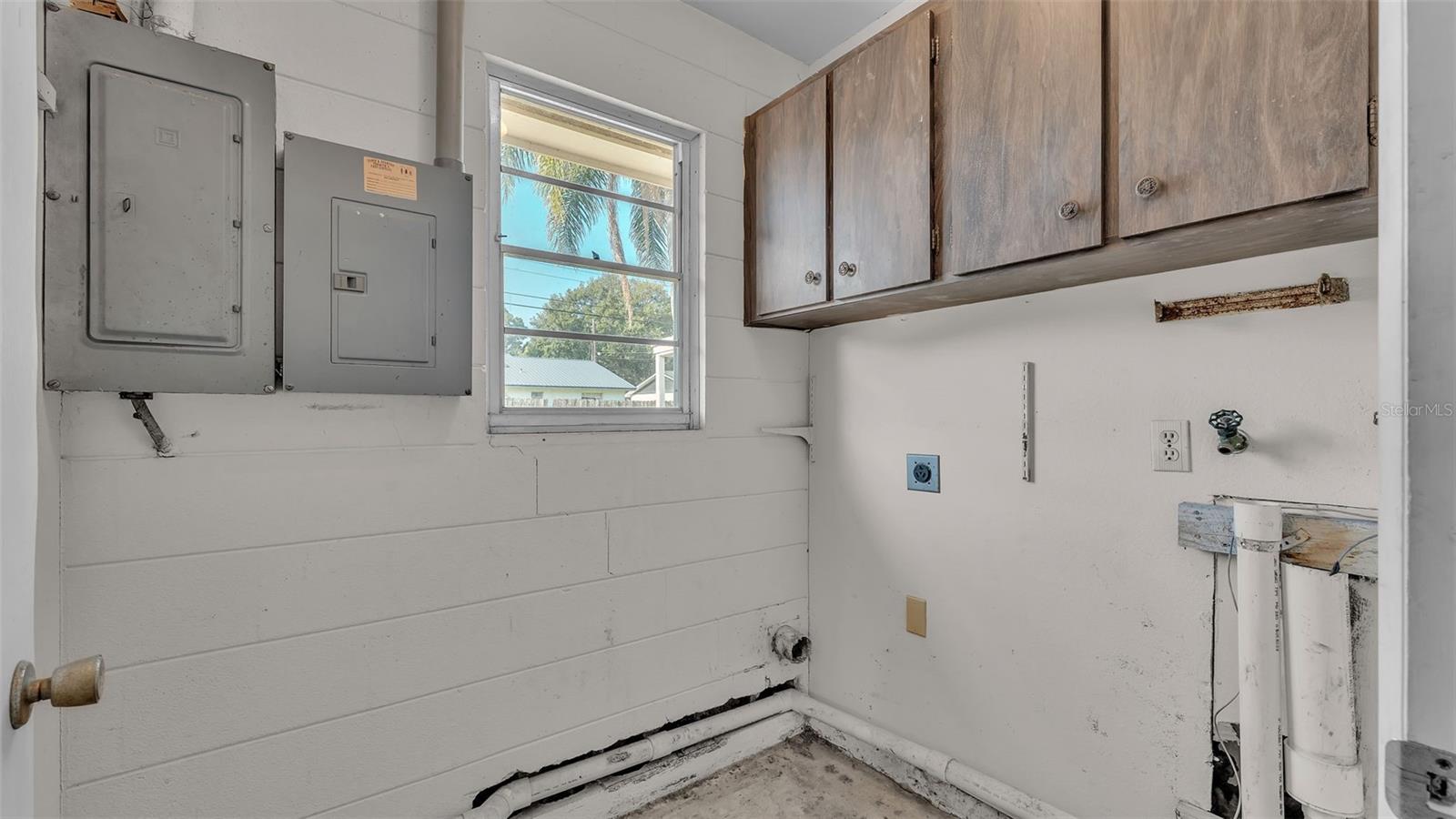 315 HAWICK LN