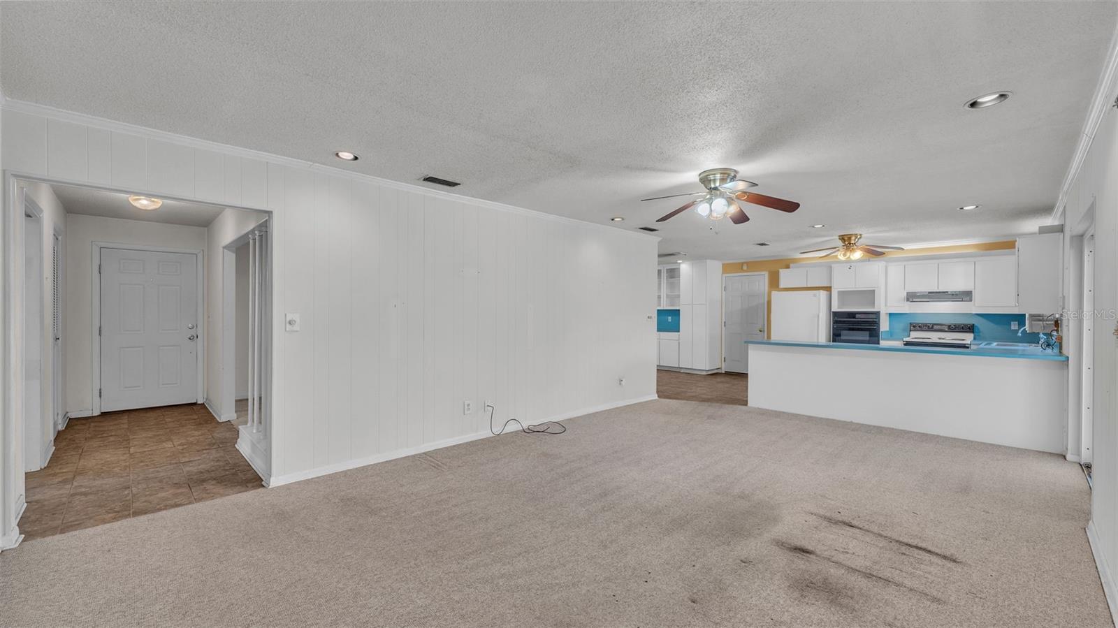 315 HAWICK LN