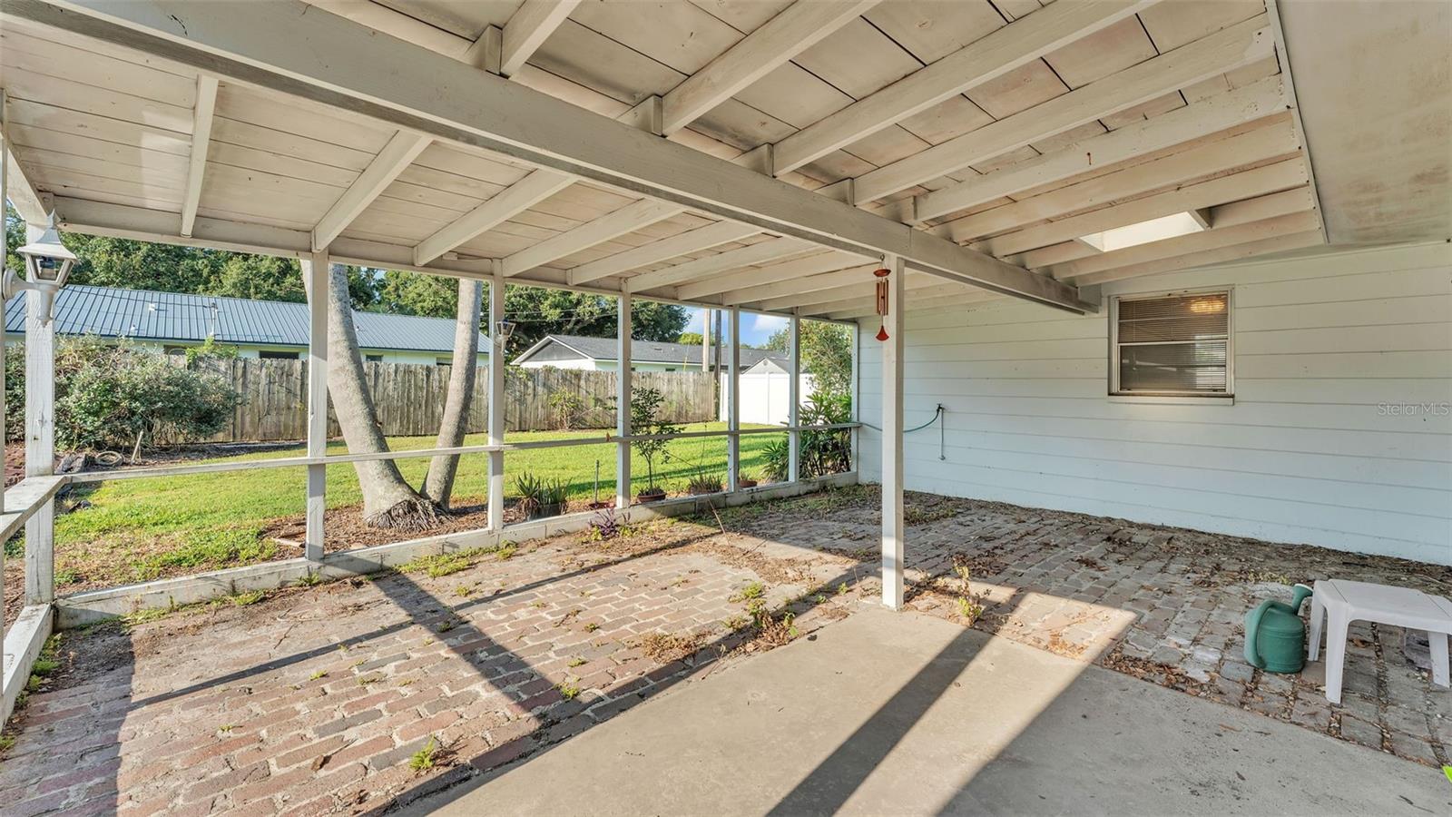 315 HAWICK LN