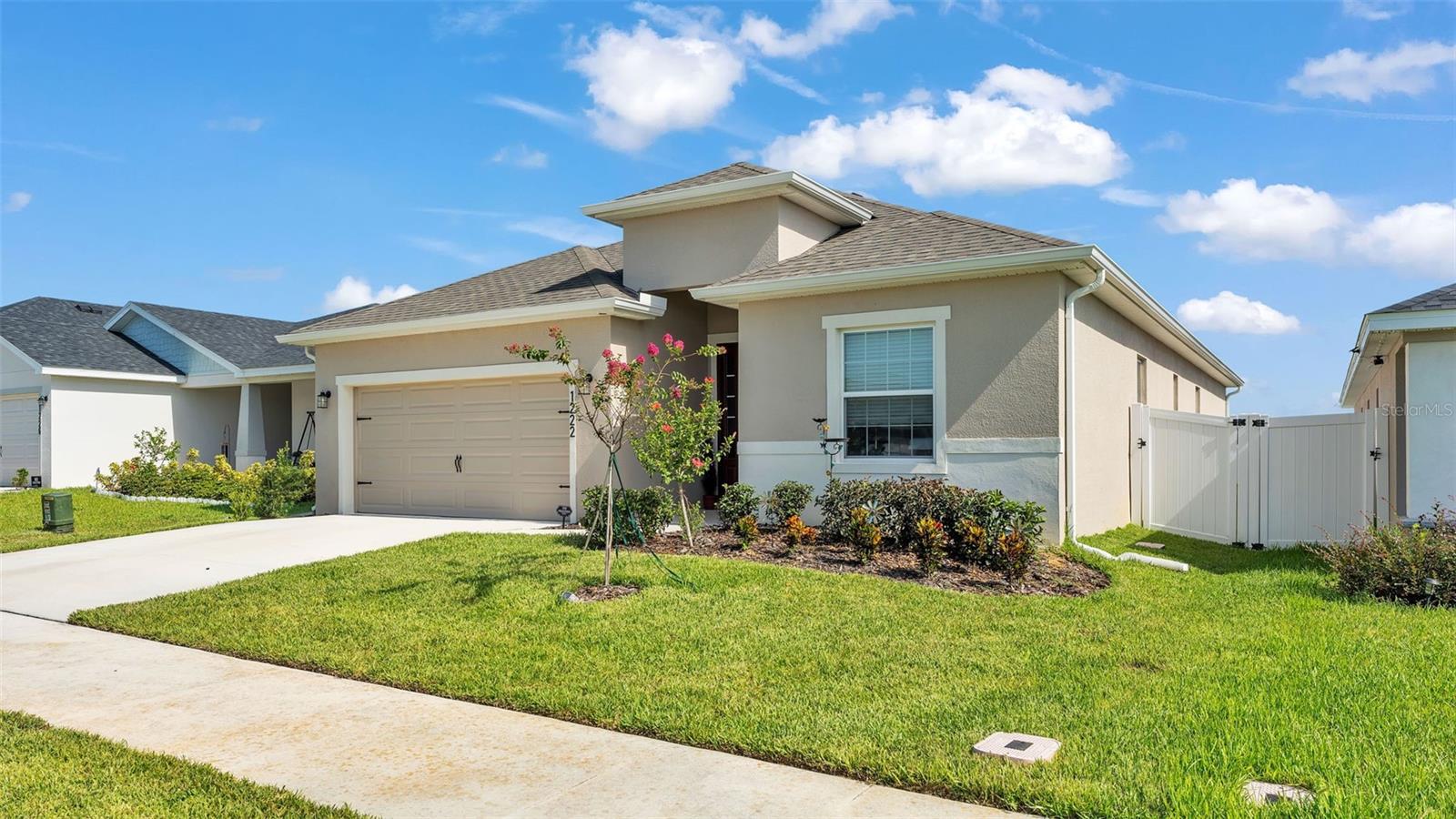 1222 CASCADE DR