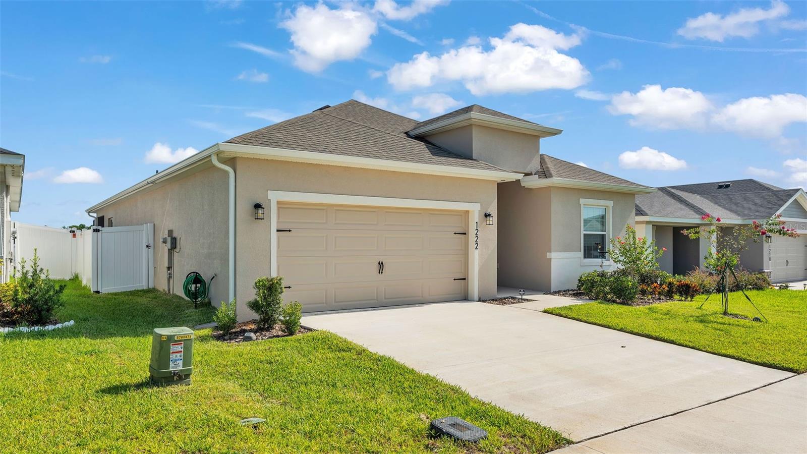 1222 CASCADE DR