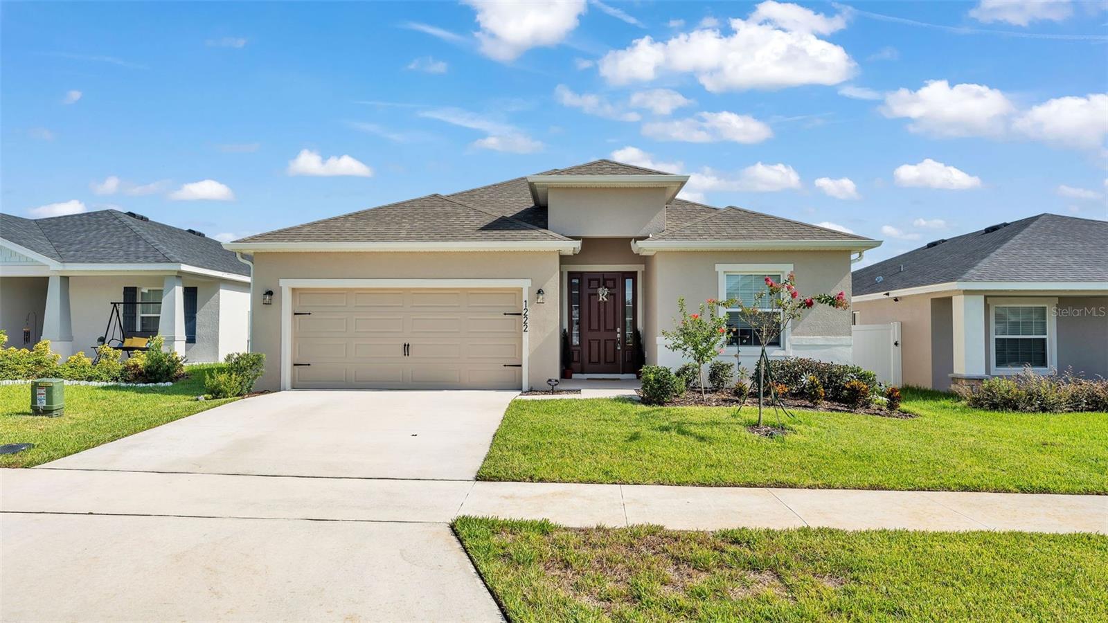 1222 CASCADE DR