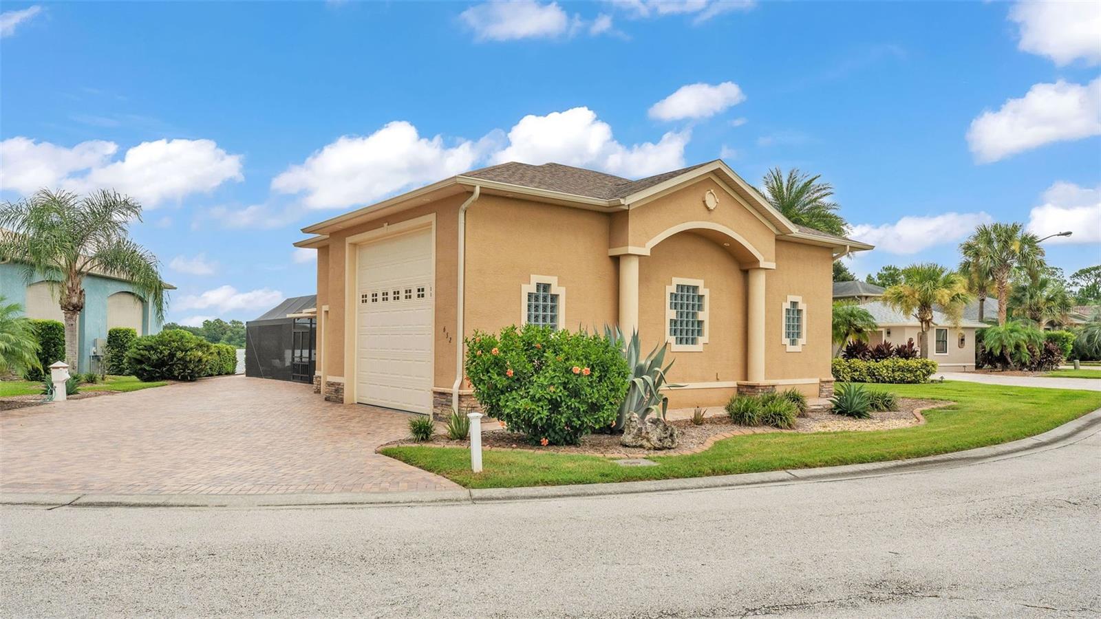 652 MEANDERING WAY