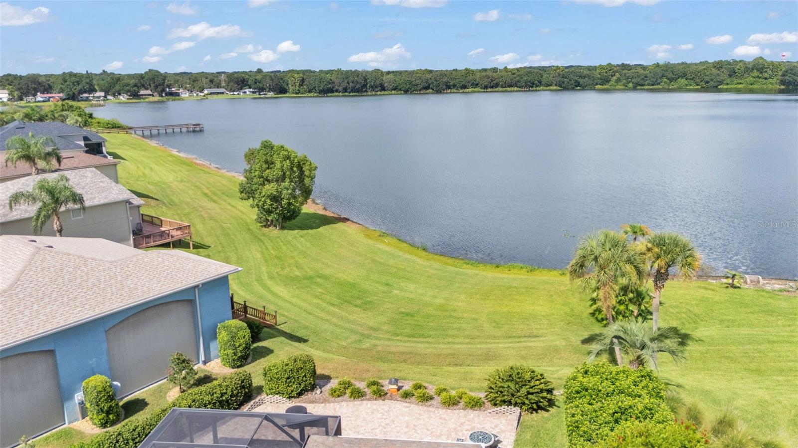 652 MEANDERING WAY