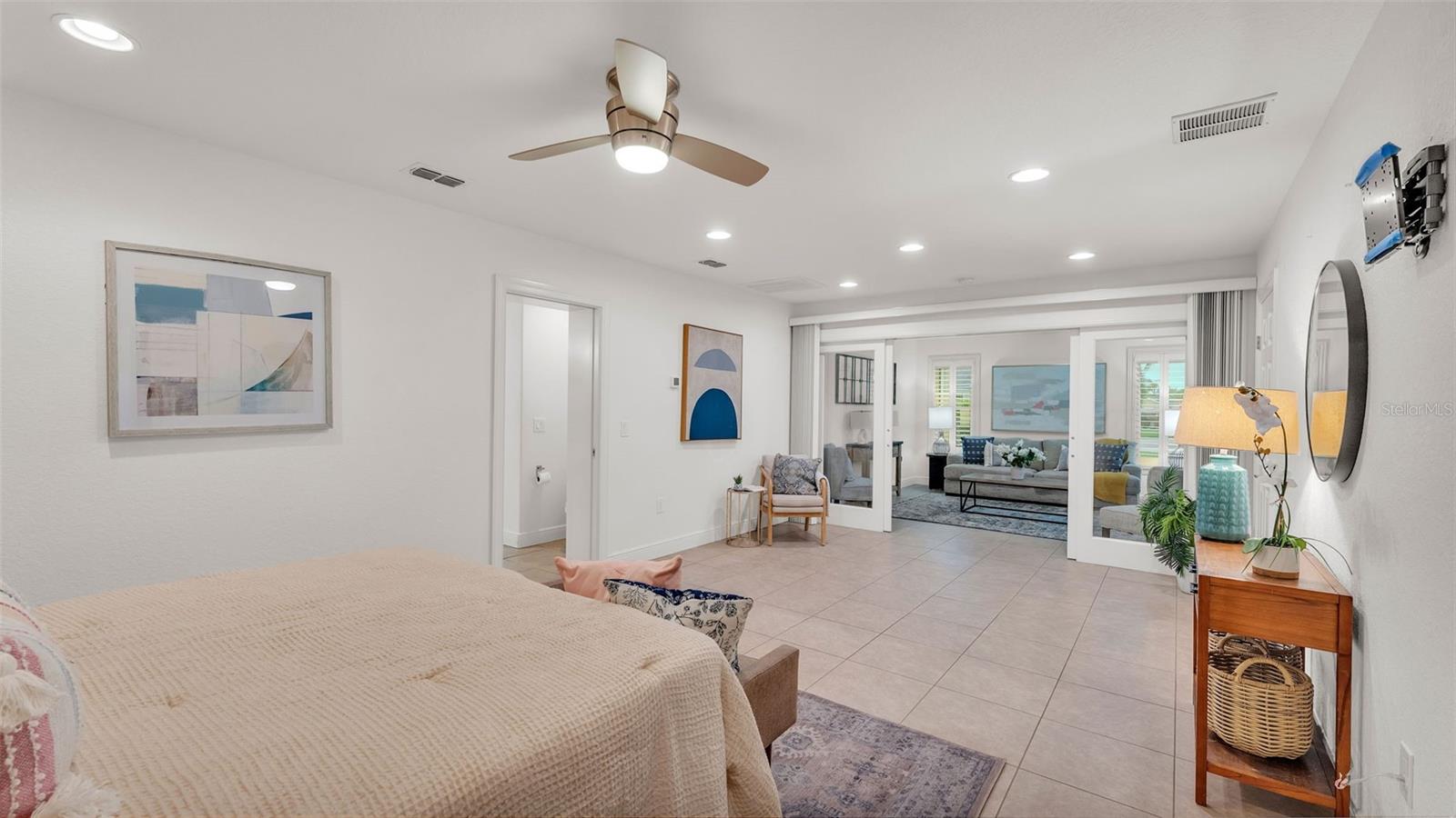 652 MEANDERING WAY
