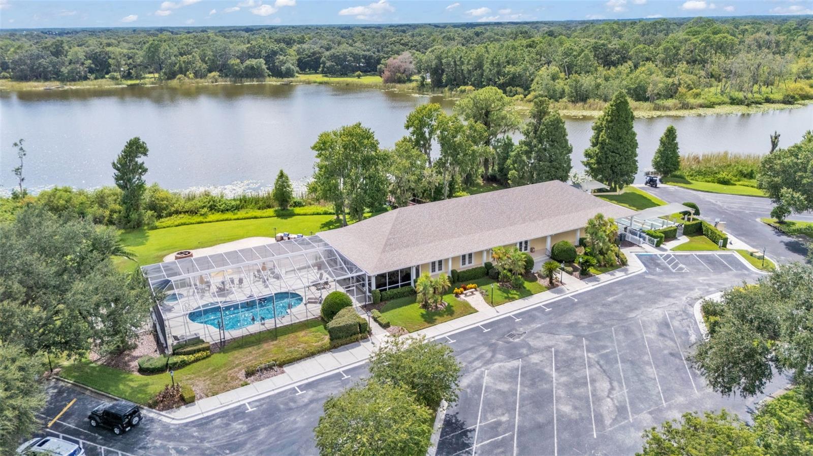 652 MEANDERING WAY