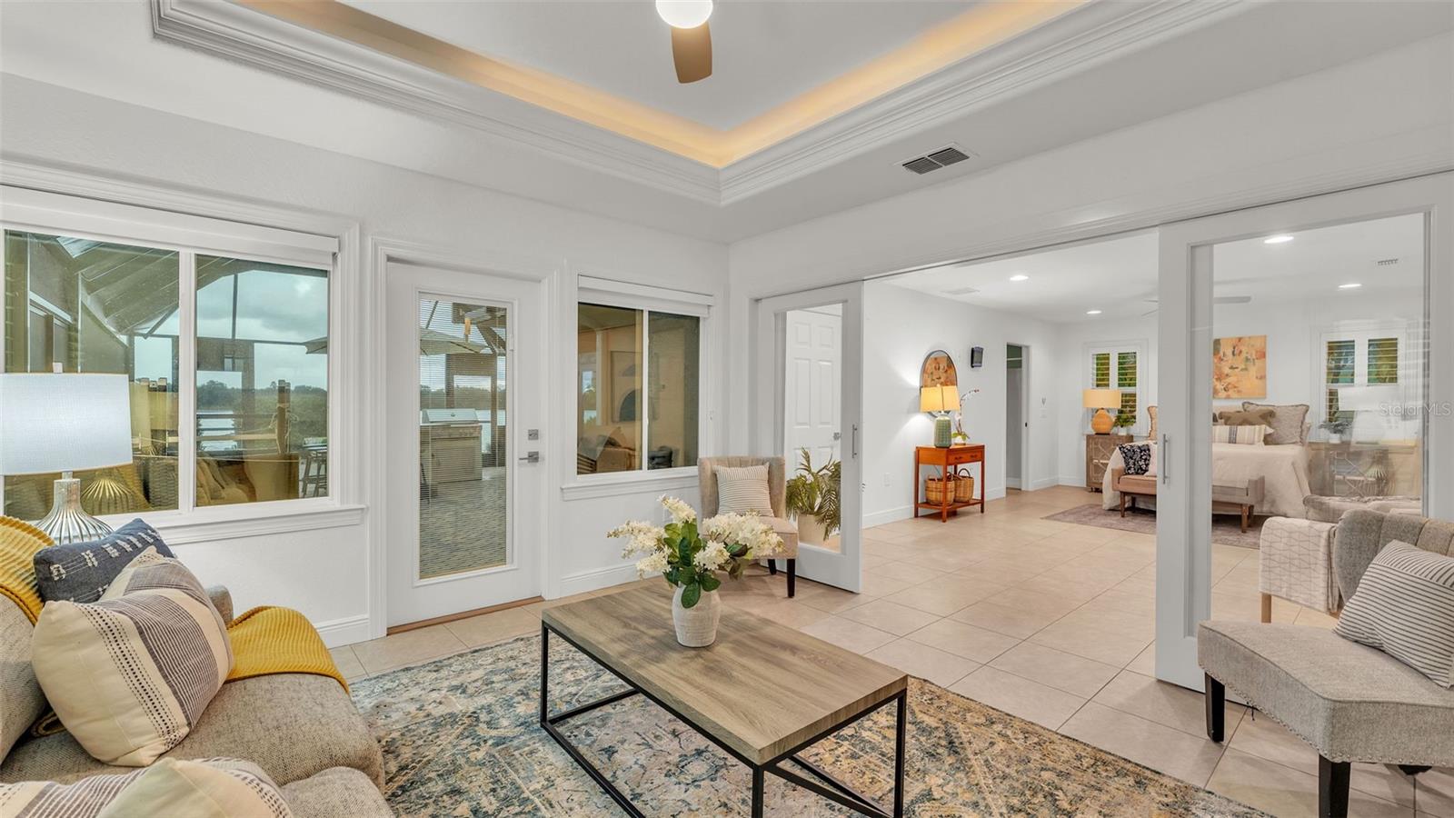 652 MEANDERING WAY