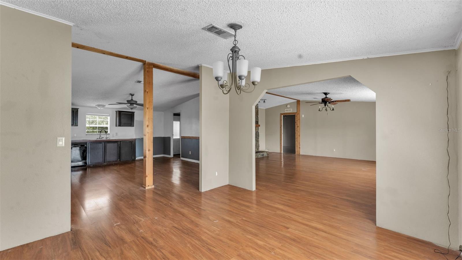 1317 ASHLEE CT