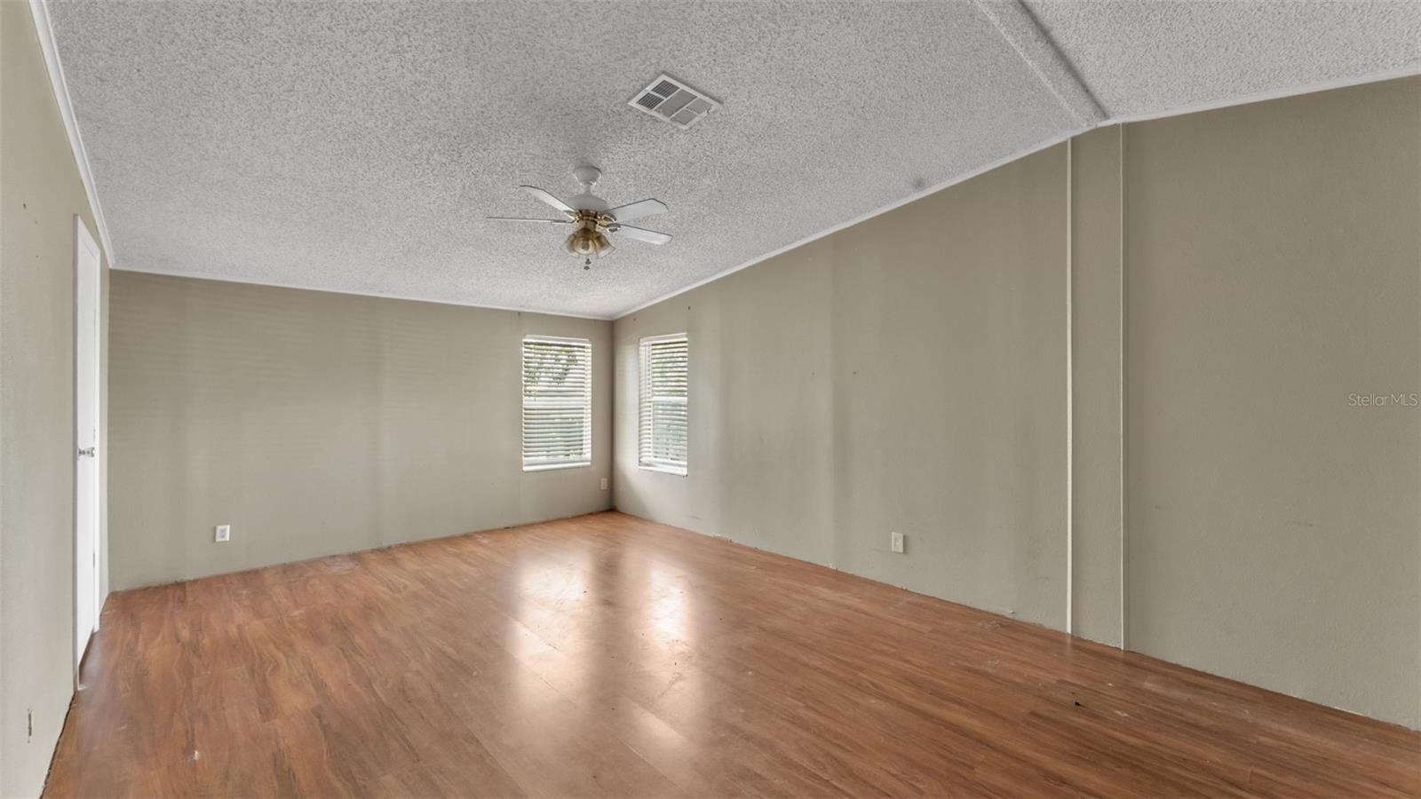 1317 ASHLEE CT