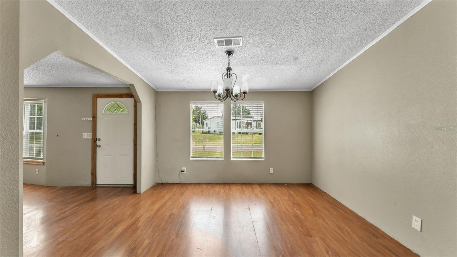 1317 ASHLEE CT