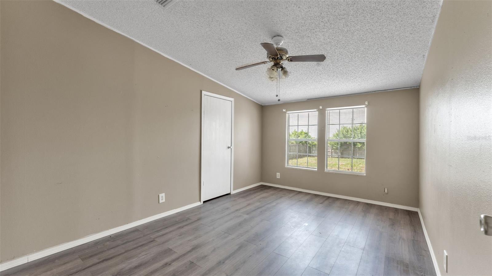 1317 ASHLEE CT