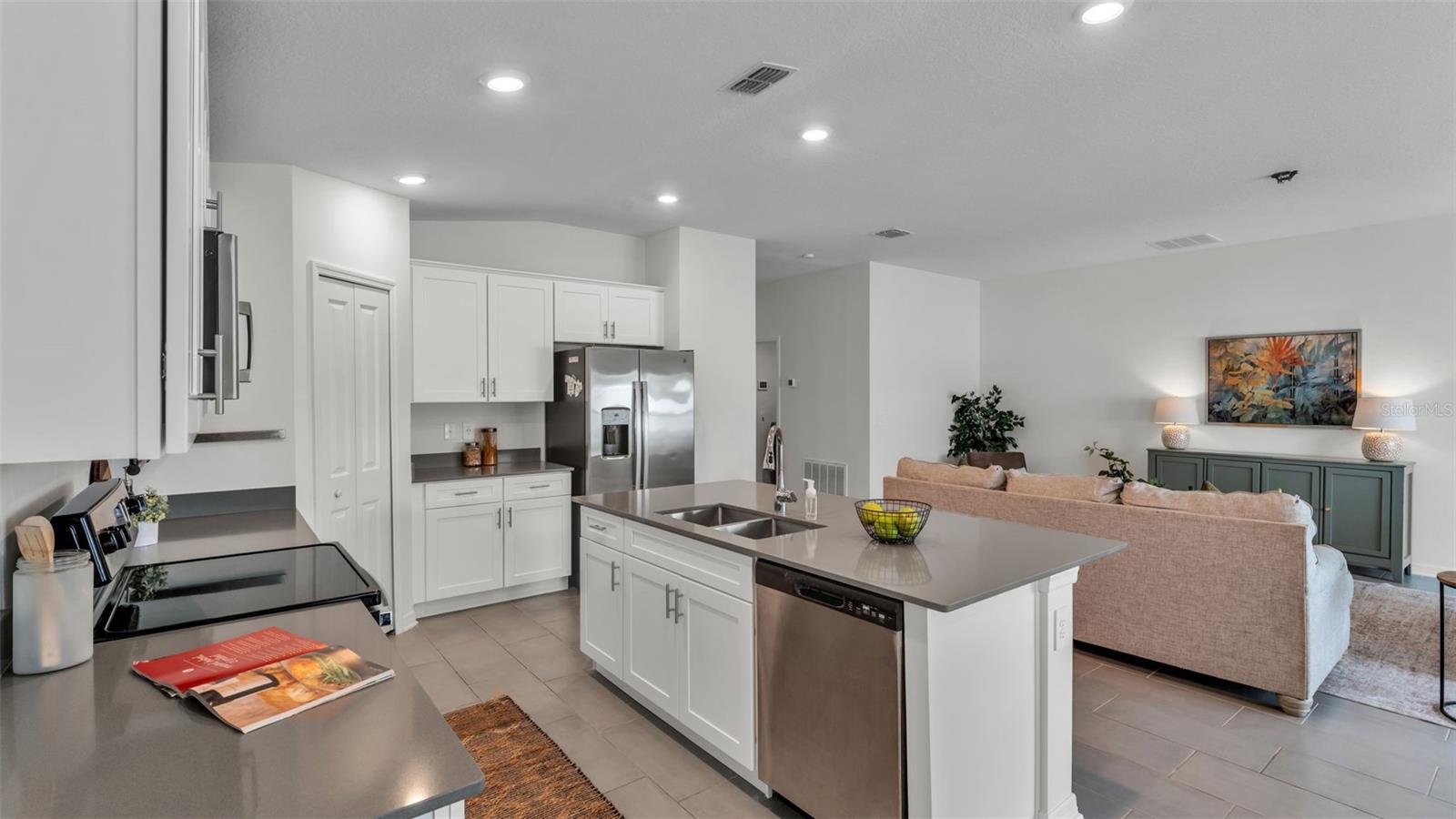 1950 POND PINE CT