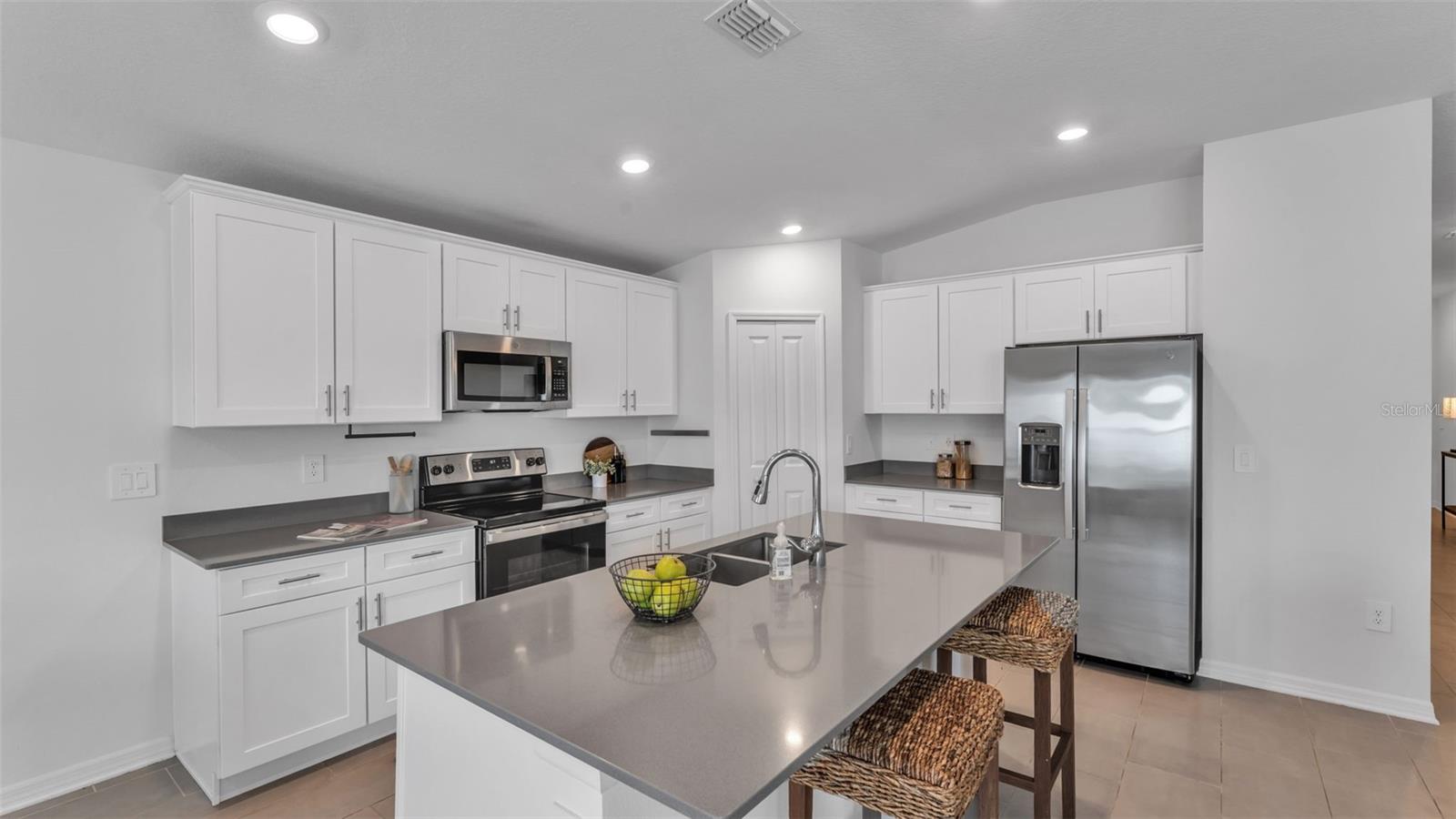 1950 POND PINE CT