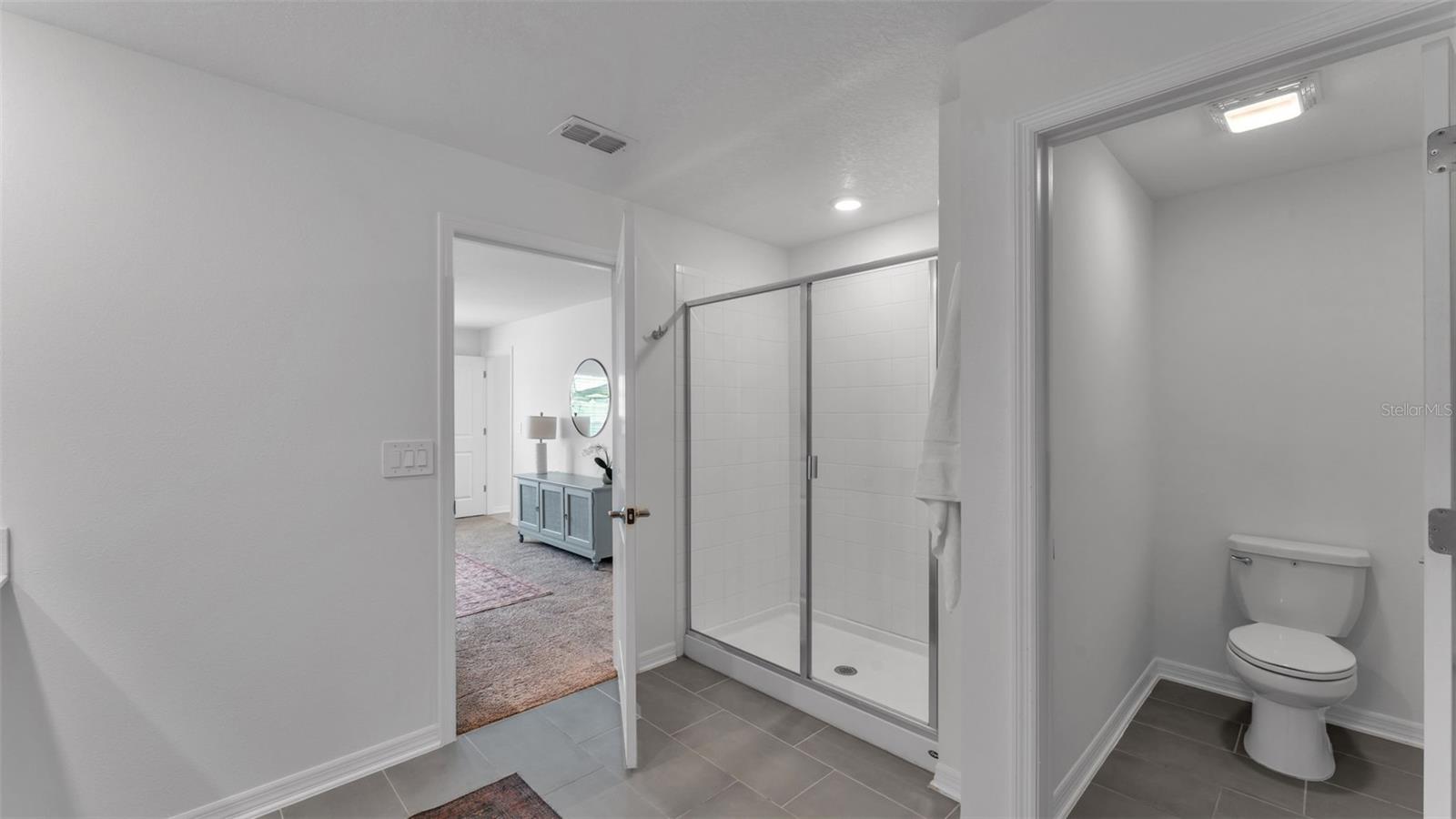 1950 POND PINE CT