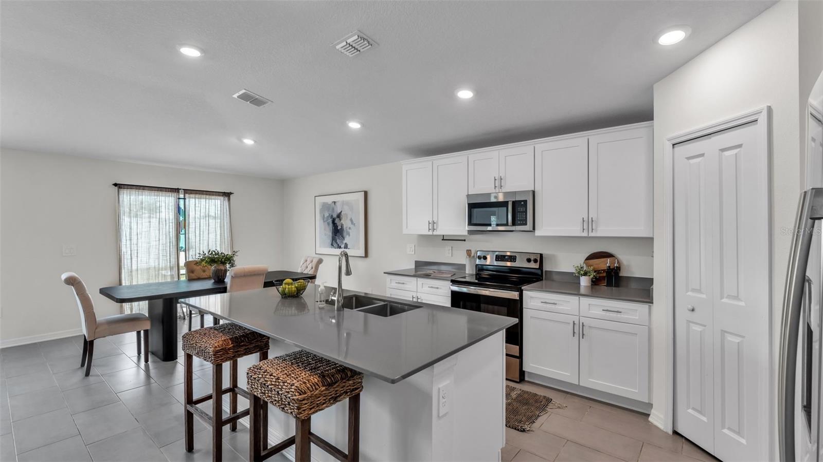1950 POND PINE CT