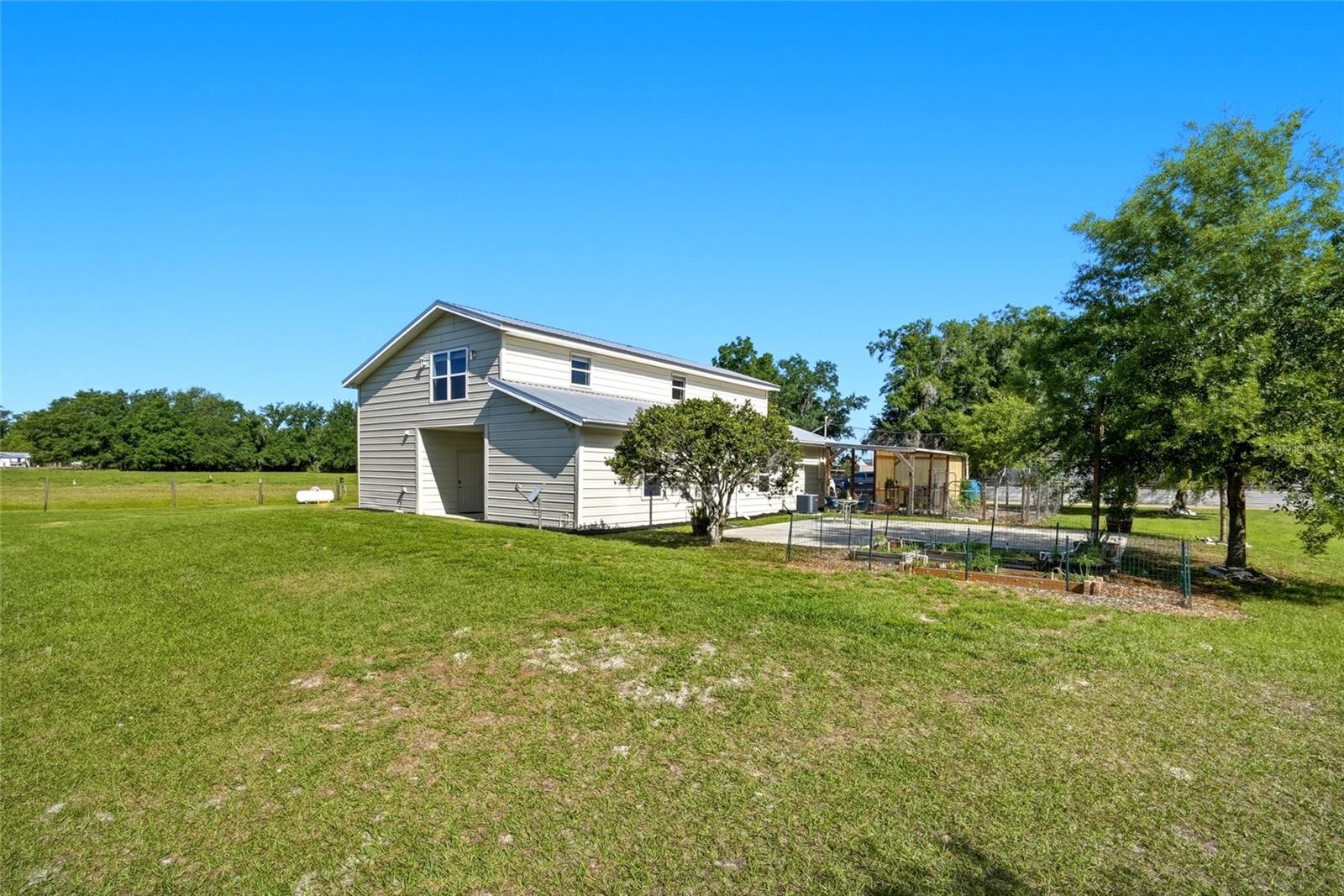 123 S WIGGINS RD