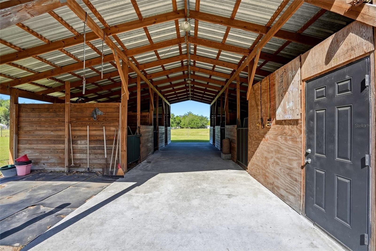 123 S WIGGINS RD