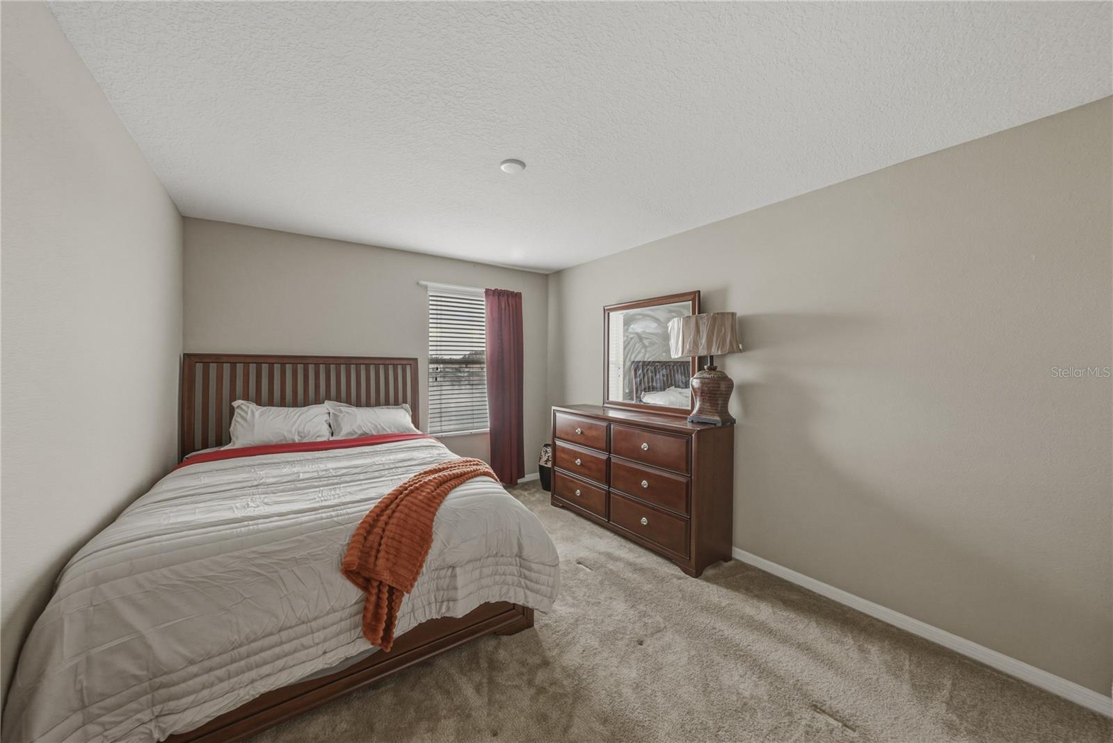 10661 PICTORIAL PARK DR