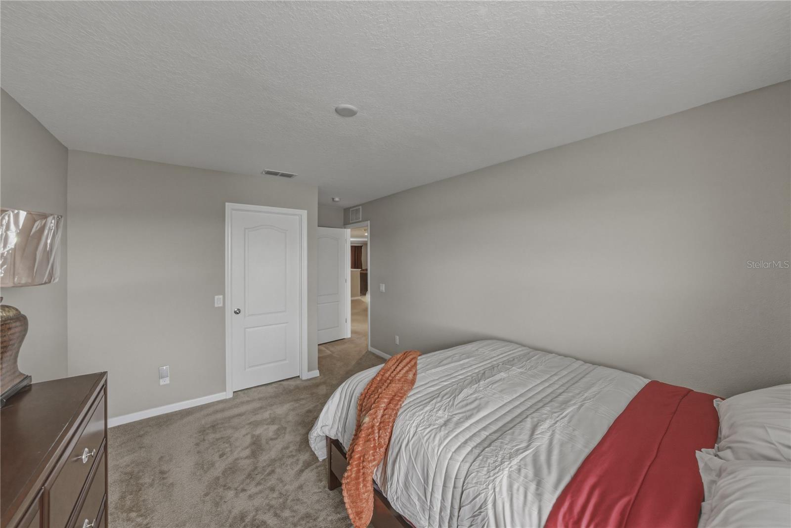 10661 PICTORIAL PARK DR